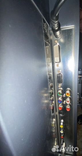 Телевизор ЖК Hitachi