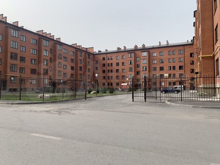 3-к. квартира, 76 м², 2/5 эт.