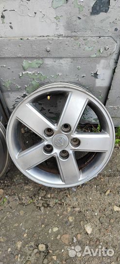 Диски R15 Toyota