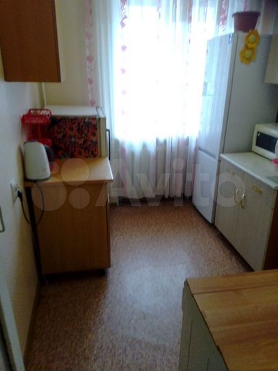 Комната 11 м² в 3-к., 1/9 эт.