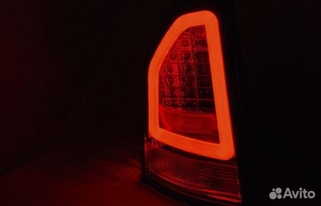 LED Фонари Chrysler 300C (04-08) ldch17