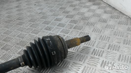 Привод передний правый toyota auris E150 (83G52N10