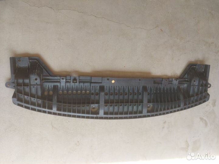 Защита под бампер (пыльник) Toyota Corolla e150