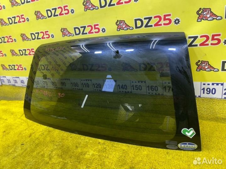 Стекло 5-й двери заднее Nissan Xtrail NT30 145598