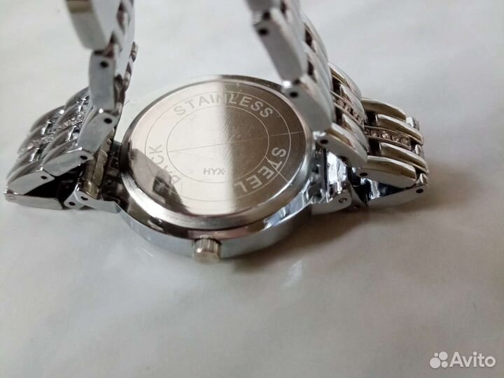 Часы наручные