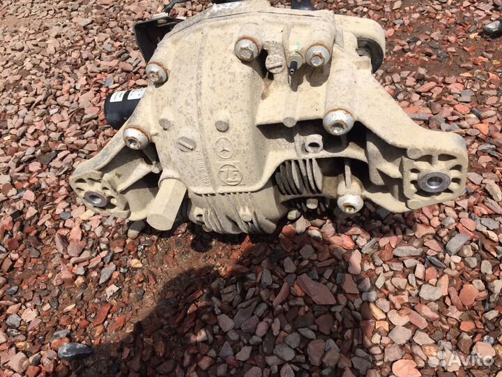 Редуктор задний Мерс GL 164 3.2 CDI