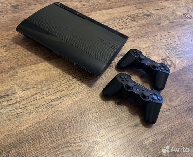 Sony PlayStation 3 500GB + 2 Геймпада + 126 Игр