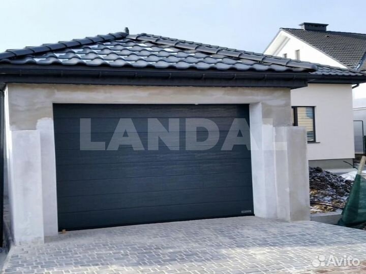 Секционные ворота