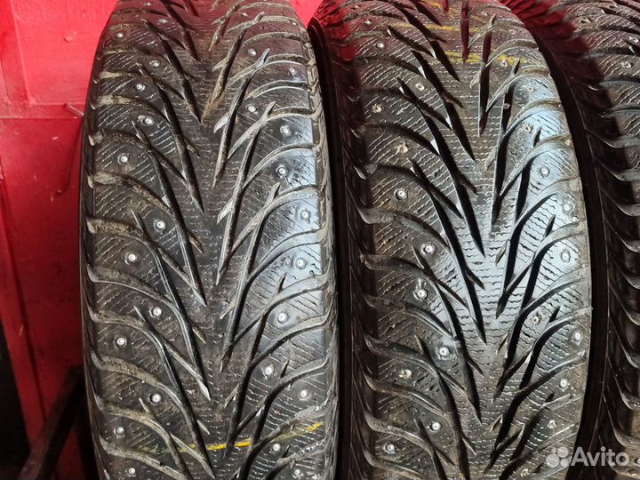 Yokohama Ice Guard Stud IG35 235/65 R17