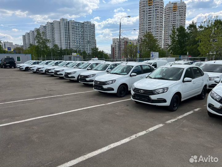 Водитель в парк - LADA Granta