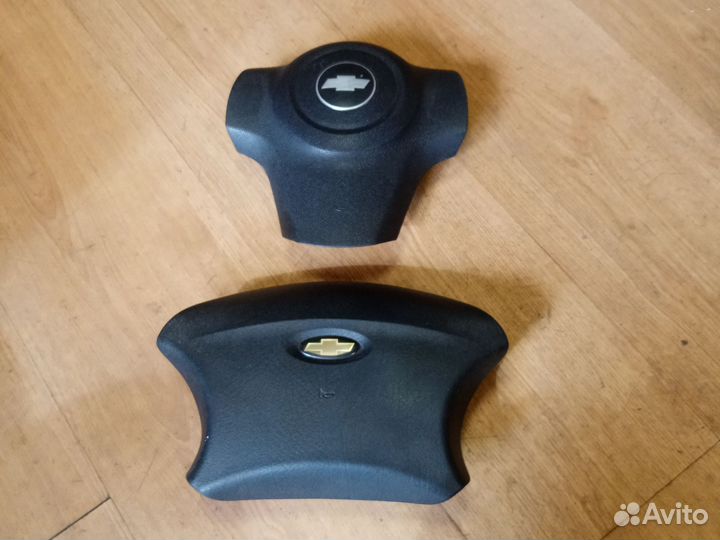 Накладка на руль Нива Шевроле