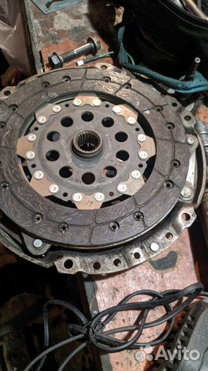 Корзина, выжимной подшипник и диск сцепления б/у