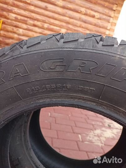 Goodyear Ultragrip 600 215/65 R16