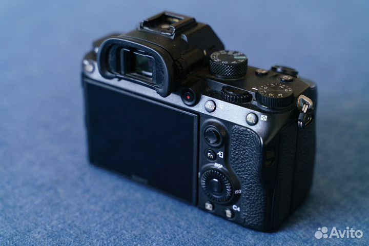 Беззеркальная камера Sony A7 III