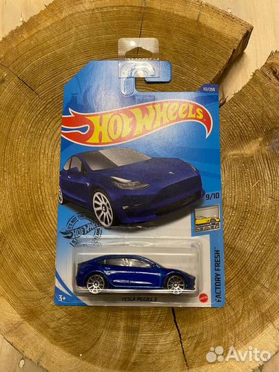 Hot Wheels Tesla Model 3