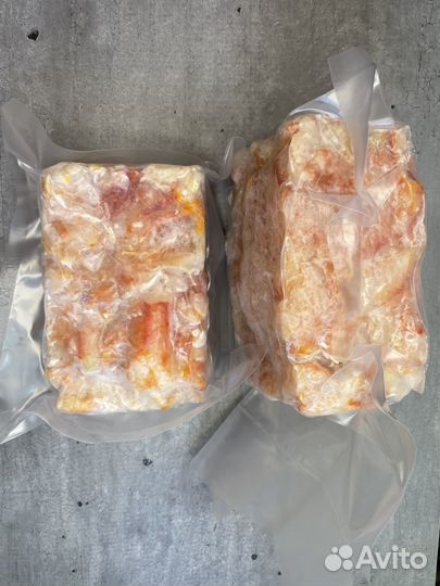 Салатное мясо камчатского краба