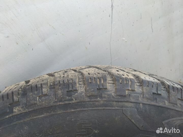 Nokian Tyres Hakkapeliitta 5 225/65 R17 106