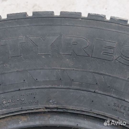 Nokian Tyres Hakkapeliitta 7 SUV 225/75 R16