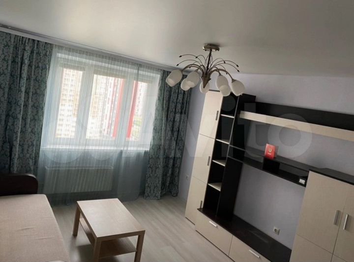 2-к. квартира, 50 м², 2/3 эт.