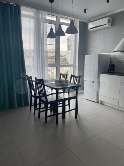 2-к. квартира, 37 м², 20/25 эт.