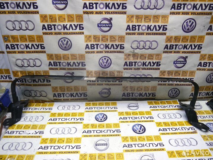 Планка телевизора Вольво S40-2 V50