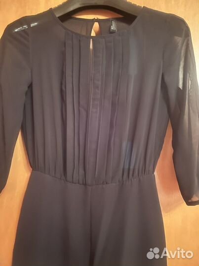 Комбинезон нарядный 44 46