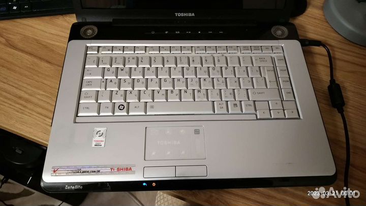 Ноутбук toshiba satellite a200