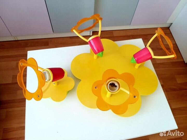 Люстра, светильник, и бра