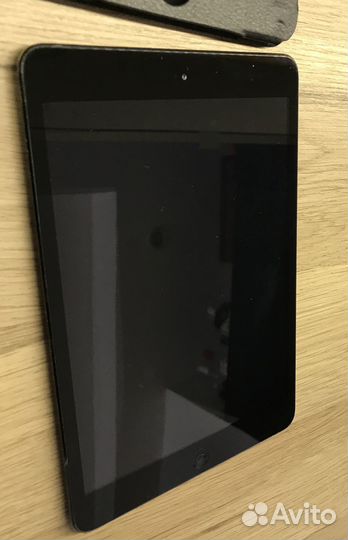 iPad mini 32gb (Wi-Fi, SIM)