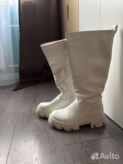 Сапоги женские 36 белые