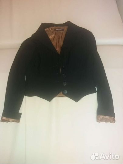 Два пиджака: Mango, H&M, новые