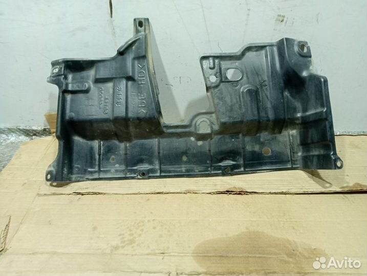 Пыльник (кузов наружные) Toyota Highlander 2GR-FE