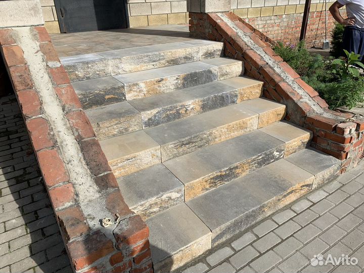 Ремонт ступеней крыльца. Укладка тротуарной плитки