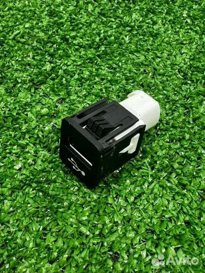 Блок USB Bmw X5 G05 2019