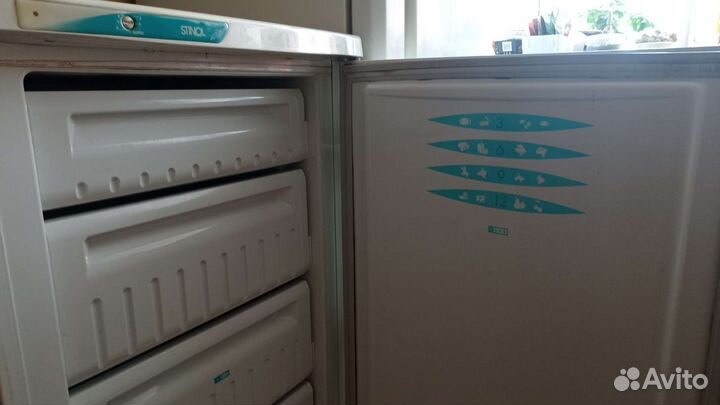 Морозильная камера Stinol