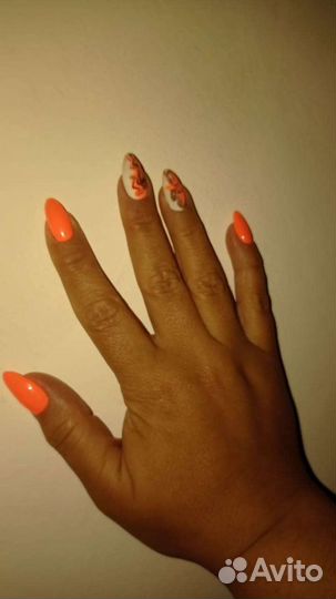 Маникюр педикюр