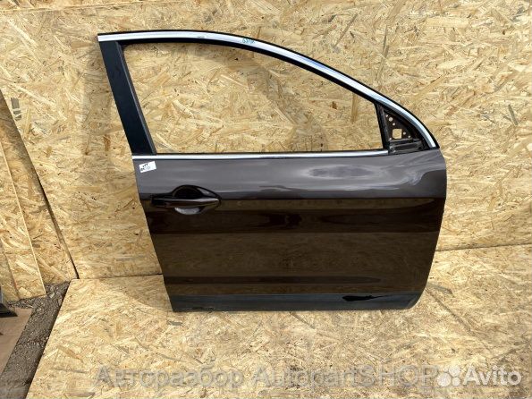 Nissan Qashqai J11 Передняя правая дверь