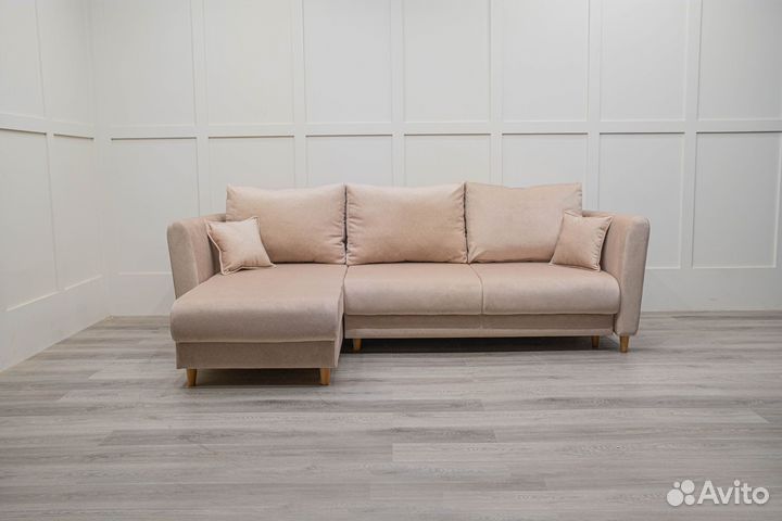 Диван с оттоманкой