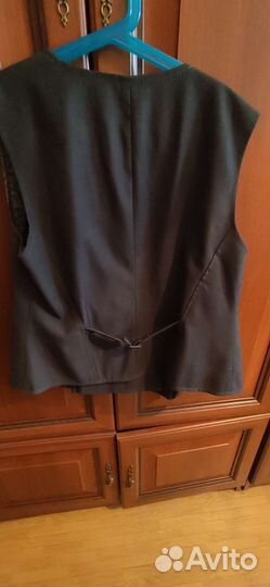 Костюм школьный 158 р,рубашки