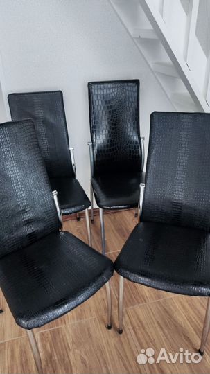 Кухонные стулья бу 4 шт