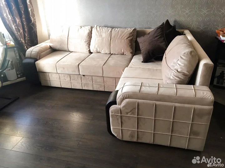 Диван с бельевым ящиком