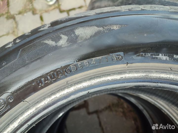 Bridgestone Potenza S001 225/55 R17