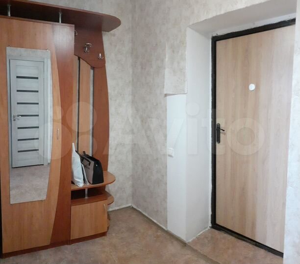 2-к. квартира, 58 м², 1/9 эт.