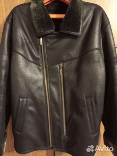 Дубленка мужская,лёгкая и теплая.б.у один раз