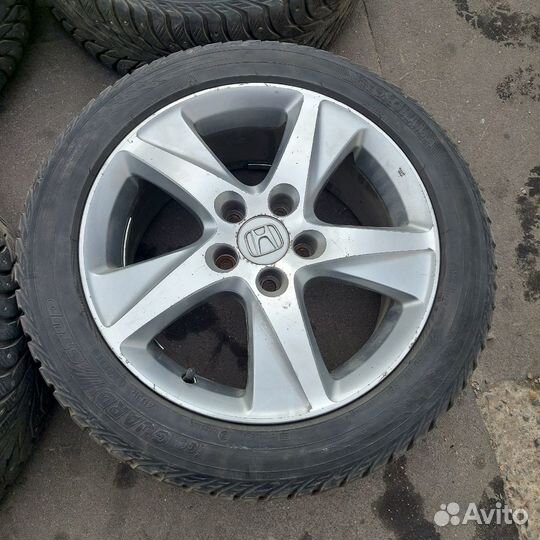 Колеса зимние на литых дисках Honda 225/50/17