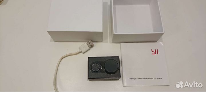 Экшн камера YI action camera