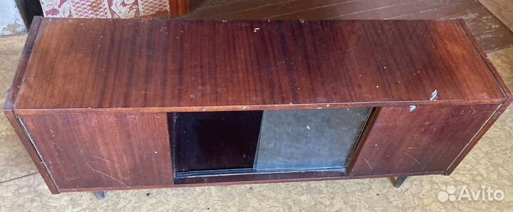 Тумбочка старинная полировка, трюмо б/у