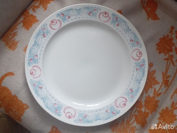 Блюдо большое