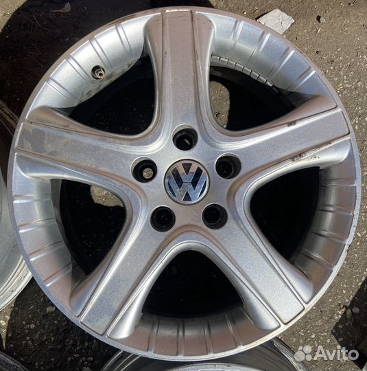 Диски оригинал р16 на Фольксваген Тигуан