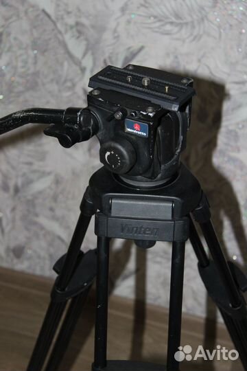 Штатив Тренога Vinten Черный